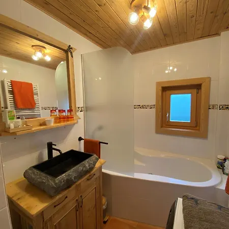 Almblick Chalet *